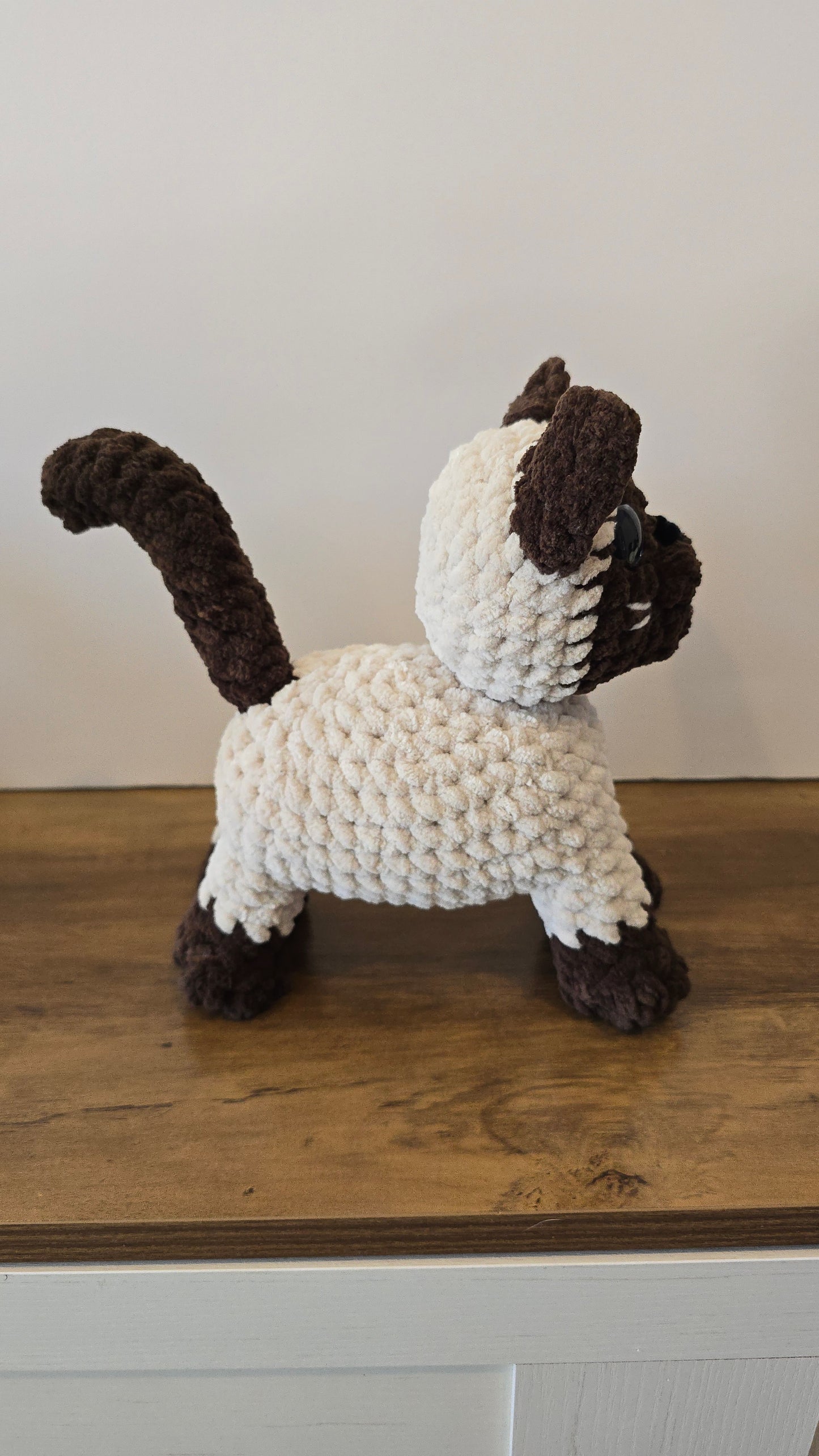 Crochet PATTERN: Standing Kitty - Siamese Tabby Solid Color Cat - Amigurumi Plushie