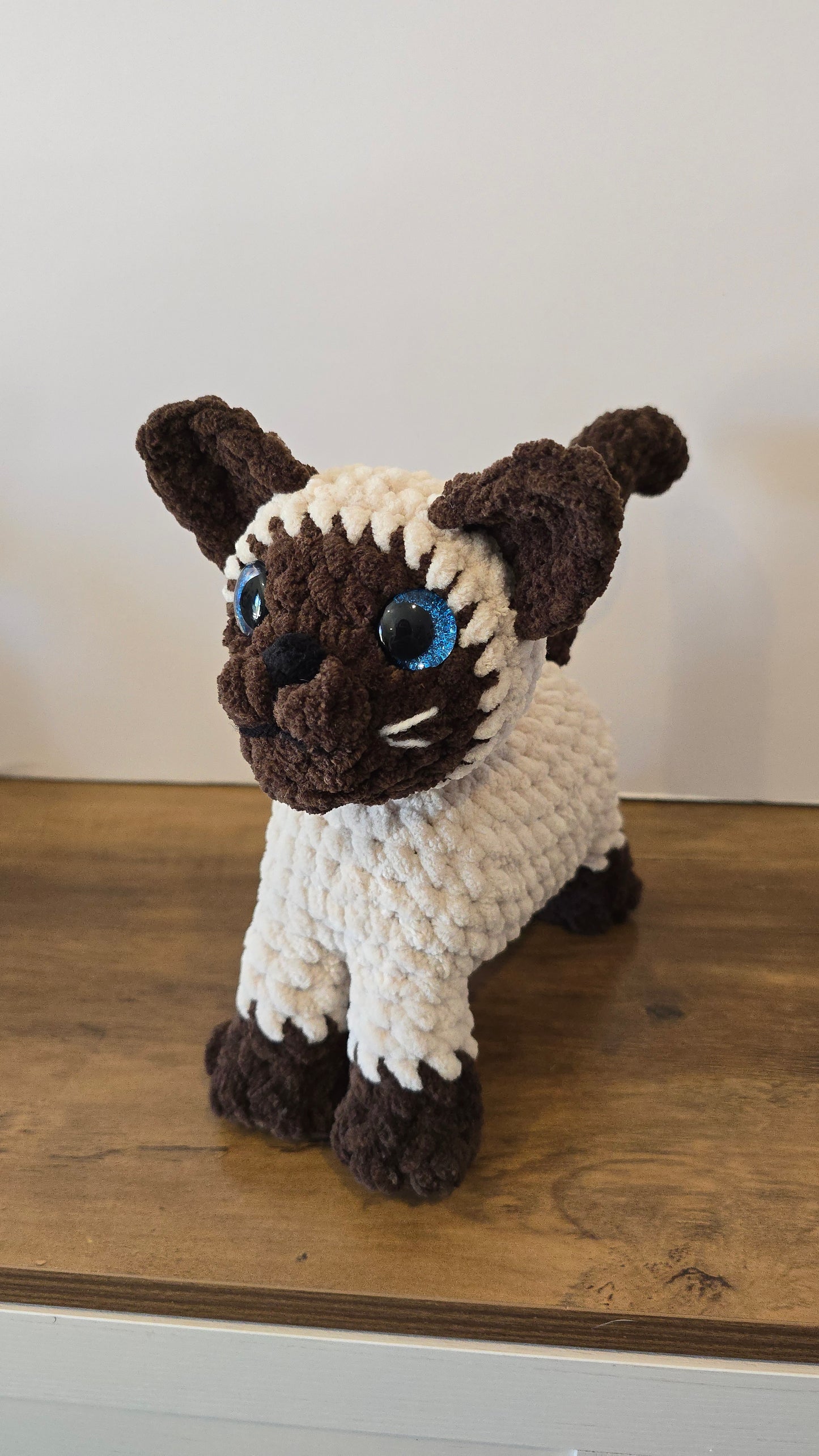 Crochet PATTERN: Standing Kitty - Siamese Tabby Solid Color Cat - Amigurumi Plushie